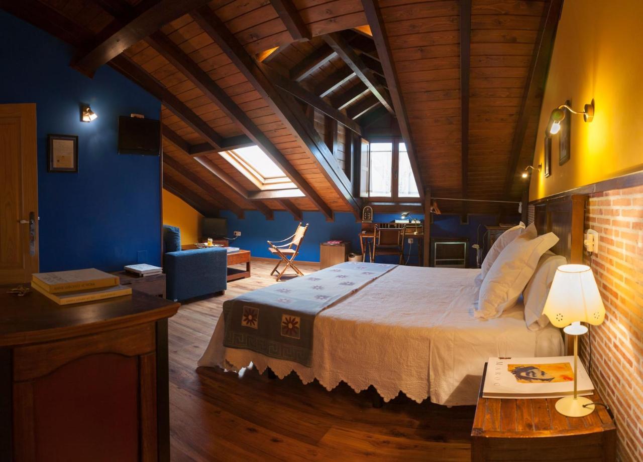 Micro-Hostal La Puerta del Perdón Villafranca Del Bierzo Exterior foto