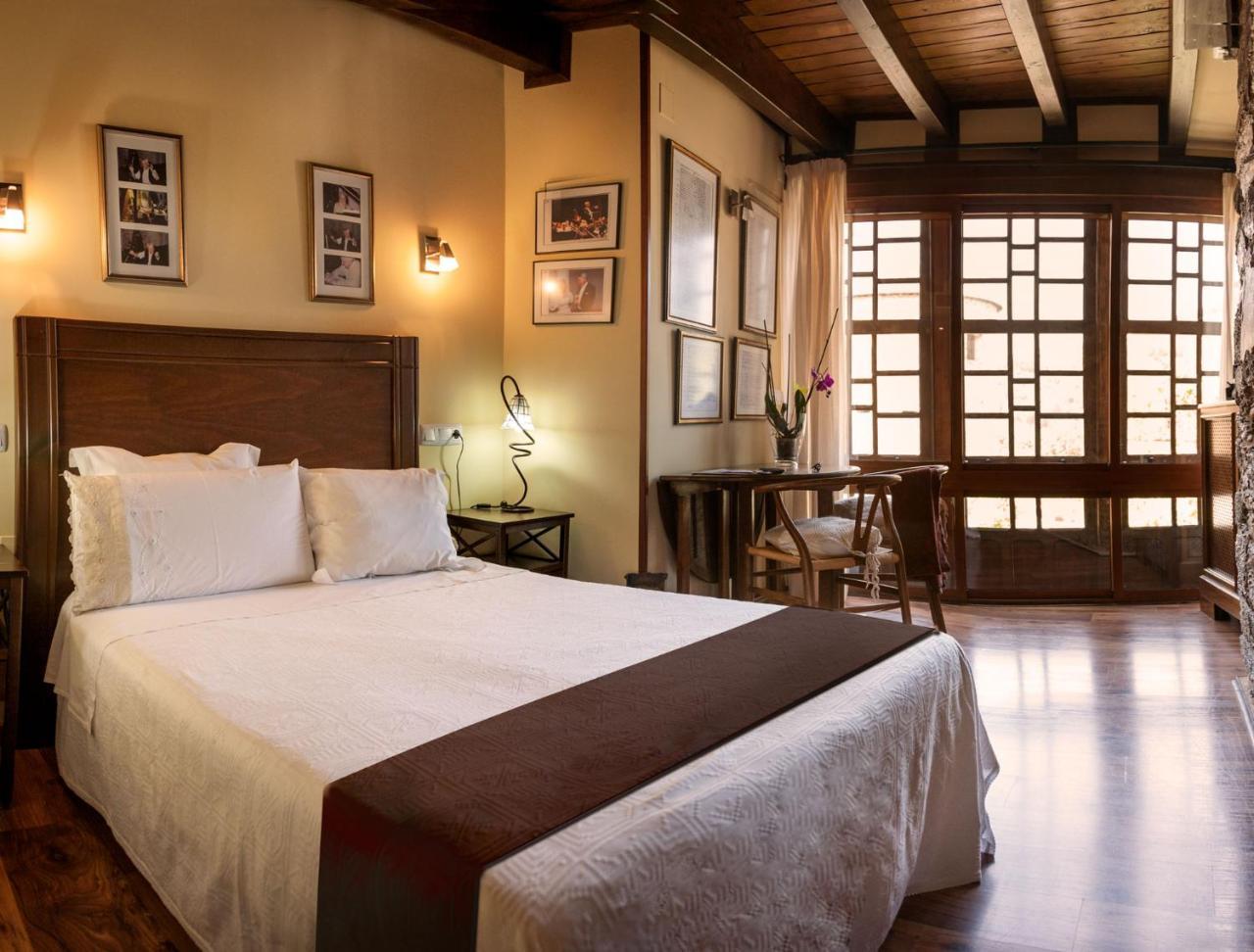 Micro-Hostal La Puerta del Perdón Villafranca Del Bierzo Exterior foto